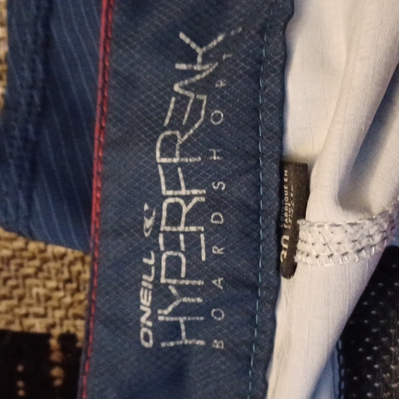 4/$60 Blue & Red Board Shorts - Size 30 - Picture 7 of 8